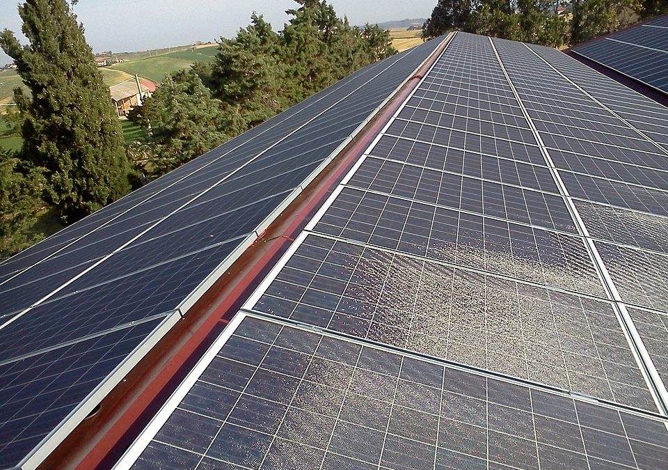 Folosirea Unor Sisteme Solare Fotovoltaice Industriale