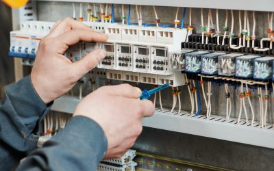 Cateva sfaturi pentru evitarea pericolelor electrice