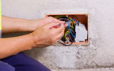 De ce e absolut necesara schimbarea instalatiei electrice intr-o locuinta veche